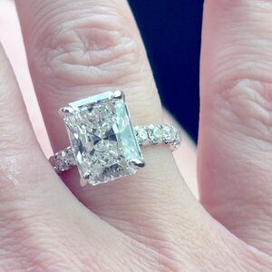 Natural diamond 7.66 carats on 14 k white gold band